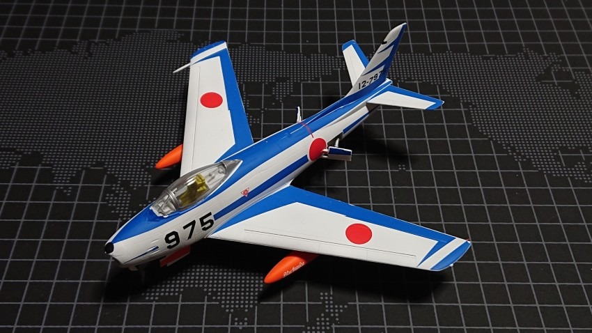 航空自衛隊 F-86F セイバーブルーインパルス【modeler：Rogner】